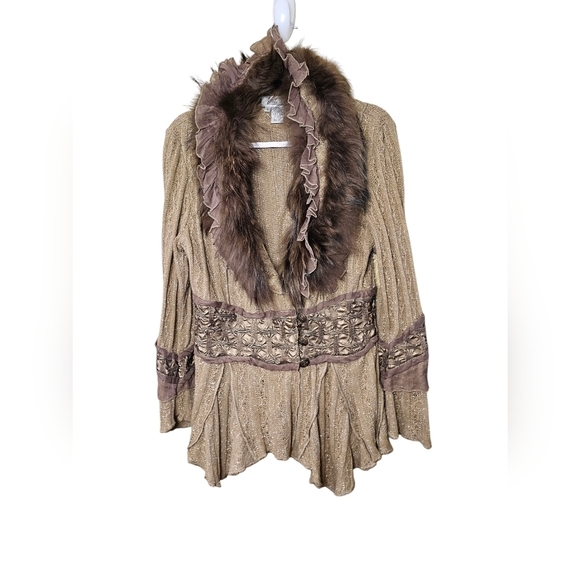 Aris Sweaters - Aris A faux fur sweater with waist embellishments. (Magnolia Peal vibe) Small